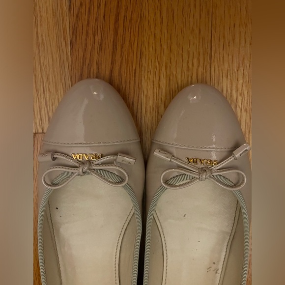 Nude Prada flats - Picture 2 of 4